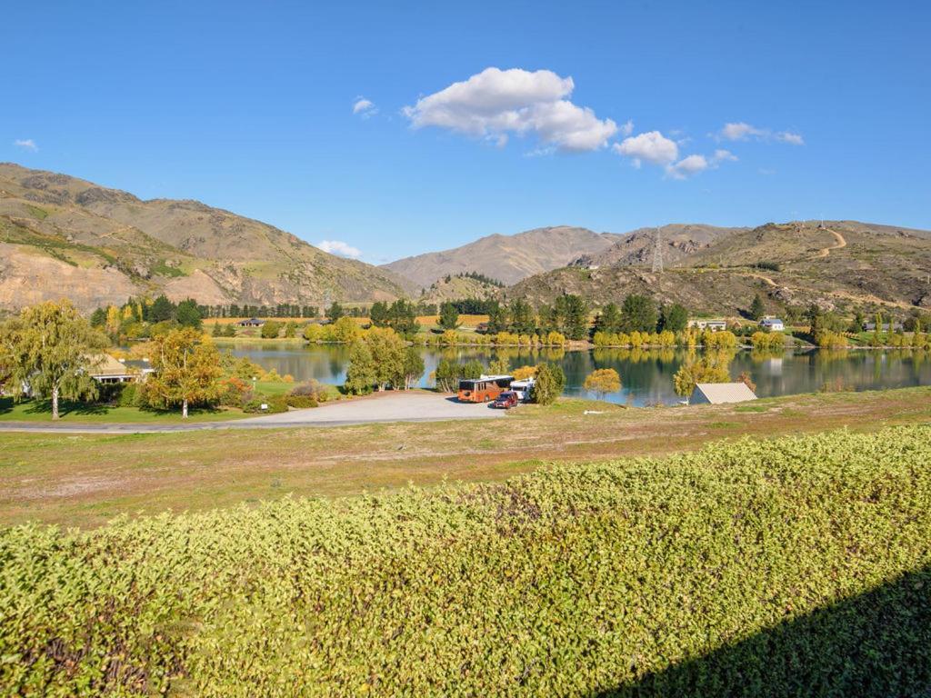 Kawarau Bay View - Cromwell Holiday Home Exterior photo